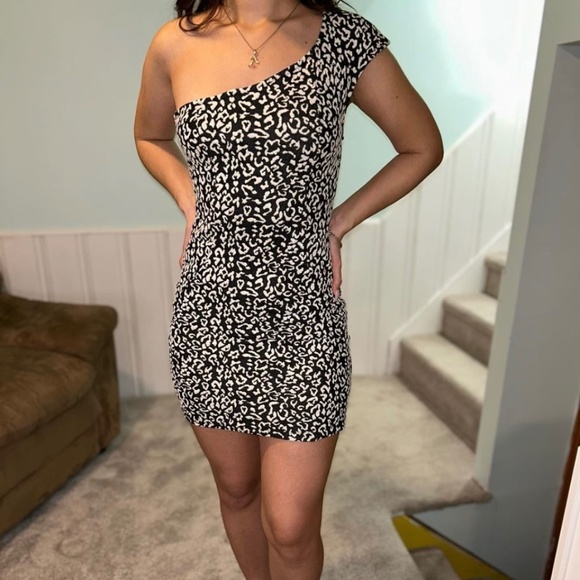 Leopard party dress - Picture 1 of 2